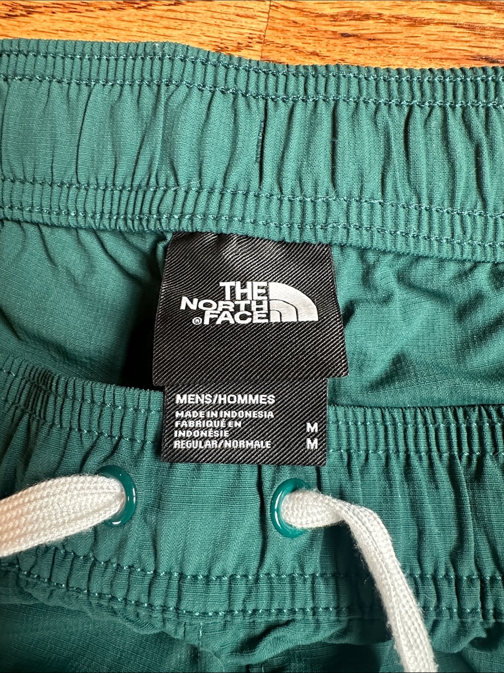The North Face Men's Green 2.0 Action Short with White Drawstring - Picture 3 of 3